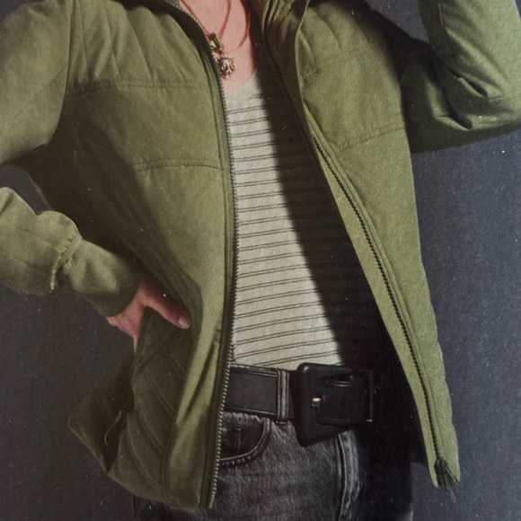 CAbi Tops - CAbi Olive Stripe Game Tee 4375 Size Large VGUC long sleeve